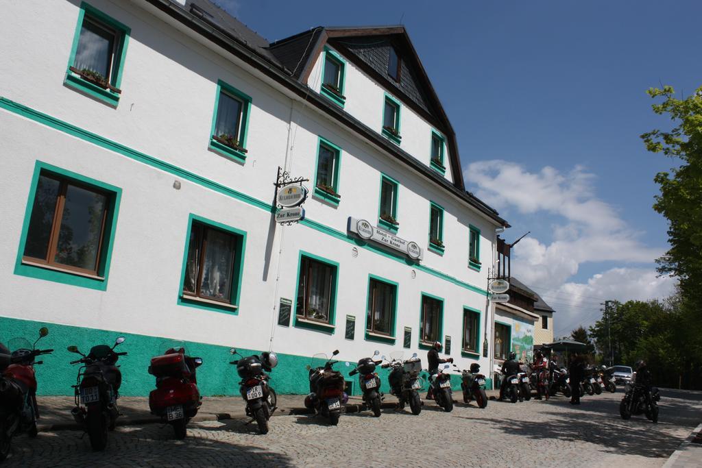 Hotel-Gasthof zur Krone Saalburg Exterior foto